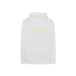 Valge kapuutsiga pusa ees kollasega EU tähetriip ja kiri EUROPE